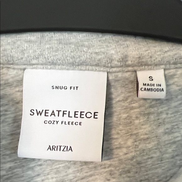 Aritzia sweat fleece snug fit  Quarter-Zip Pullover - Picture 2 of 4